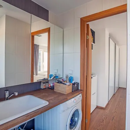 Appartement Tuvi - Suure Roduga, Labi Kahe Korruse